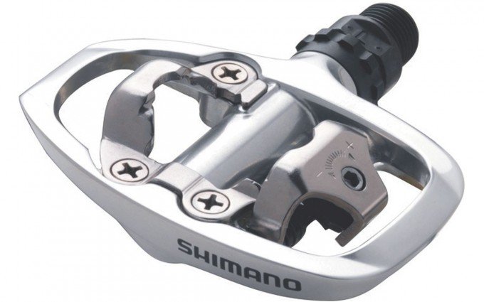 The Shimano A520 SPD touring pedal | guide to cycling pedals and shoes