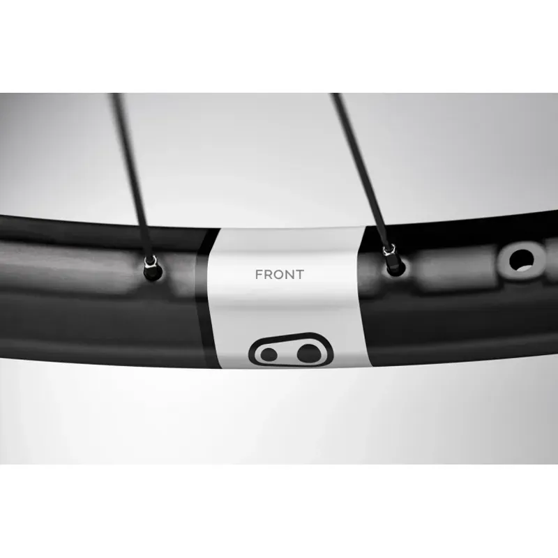 Crank Brothers Synthesis Enduro Carbon I9 1/1 29 6-bolt Front Wheel Black/Grey-1