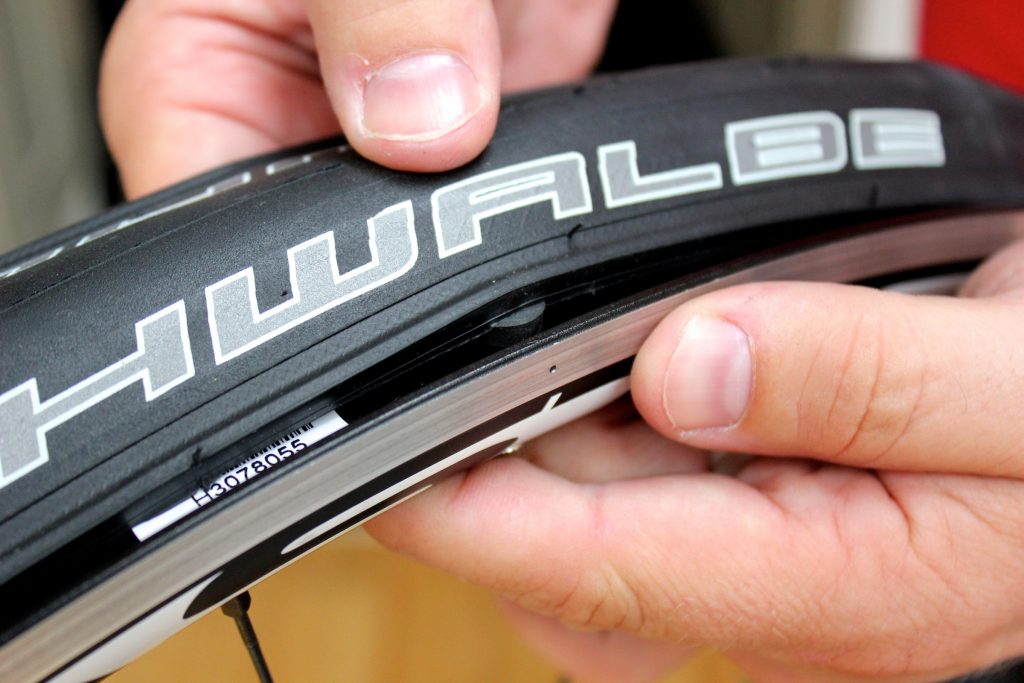 The Benefits of Tubeless Tyres on Road Bikes