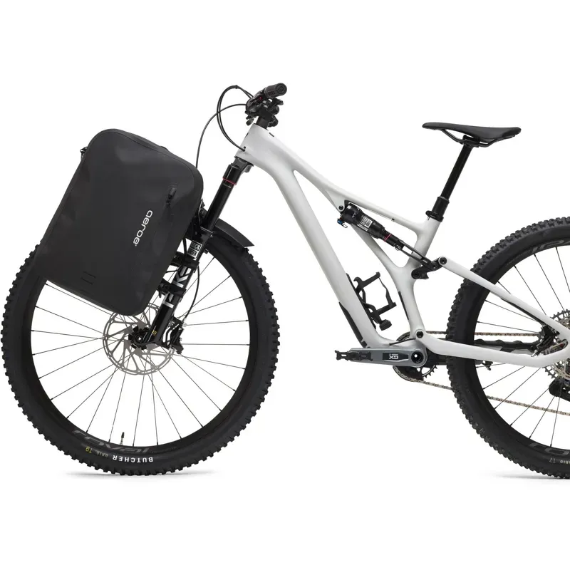 Aeroe QuickLock 10L Urban Backpack in Black-4