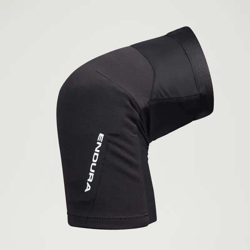 Endura SingleTrack Lite Knee Pads in Black-2