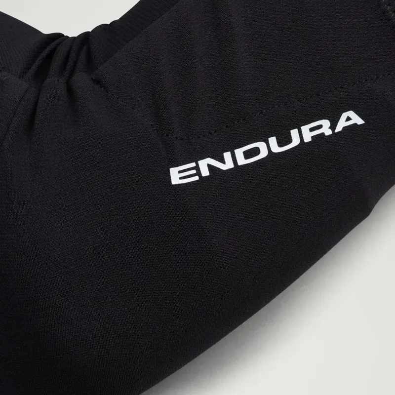 Endura SingleTrack Lite Knee Pads in Black-4