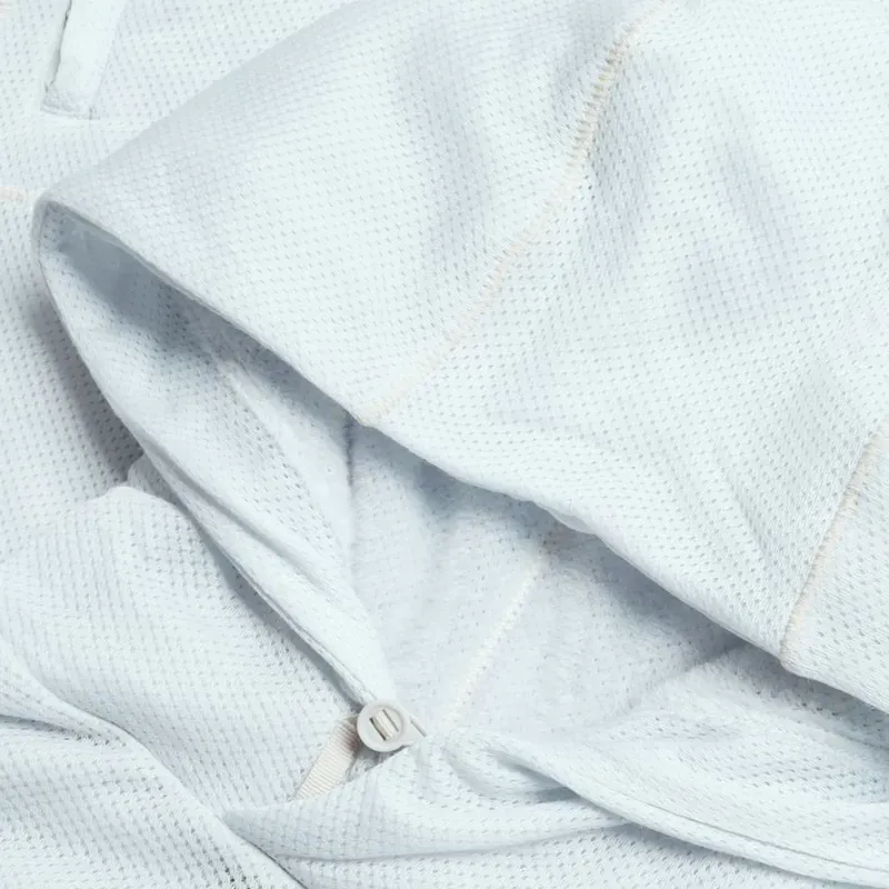 Endura Women's SulTrac Breathable Hoodie in Cloud Blue-2