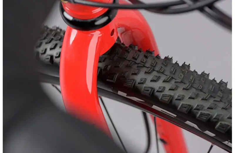 Genesis Croix De Fer 20 2023 Steel Gravel Bike in Red-4