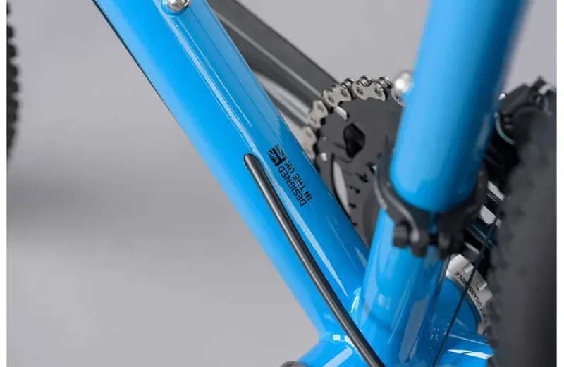 Genesis Croix De Fer 40 2023 Gravel Bike in Blue-10