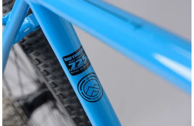 Genesis Croix De Fer 40 2023 Gravel Bike in Blue-9