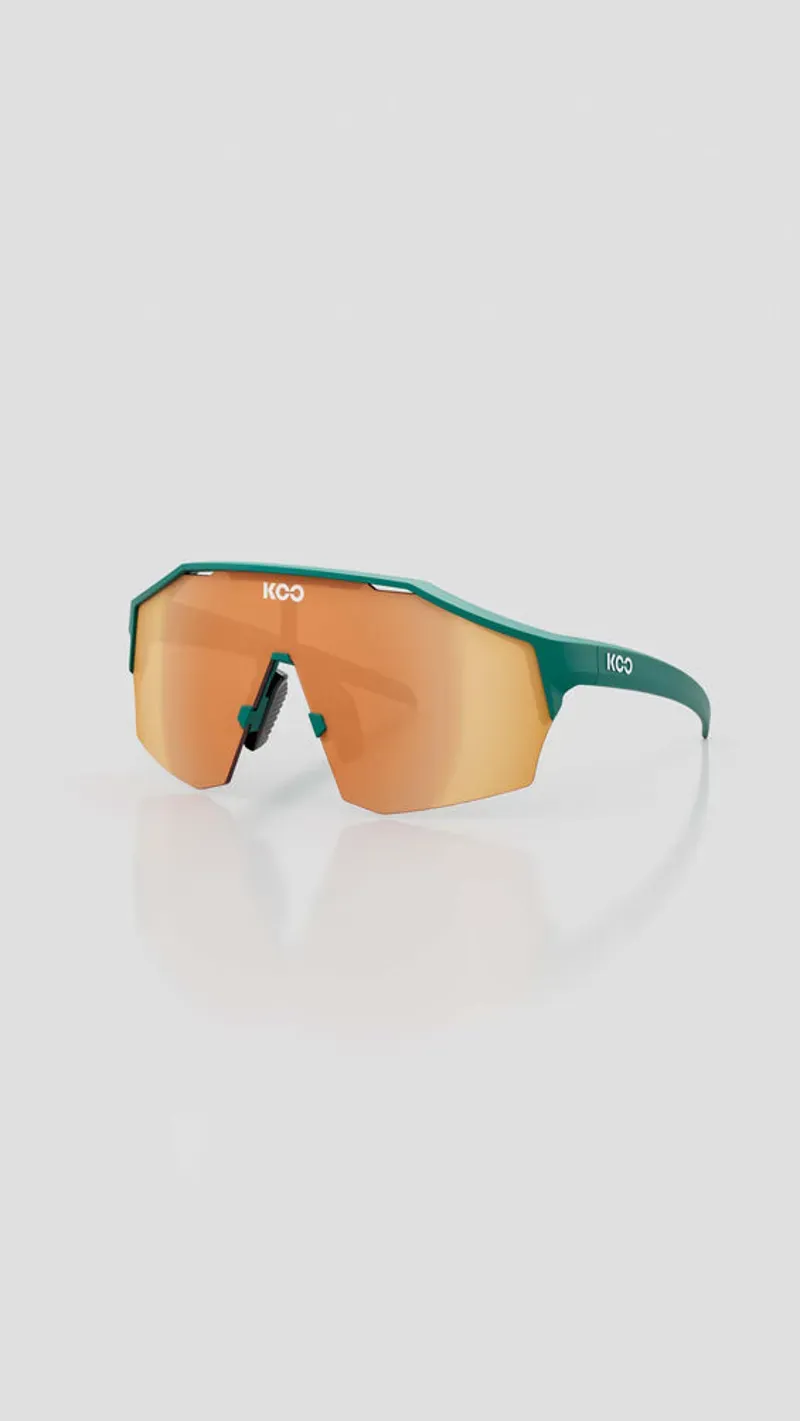Koo Alibi Sunglasses in Persian Green Matt/Orange Mirror