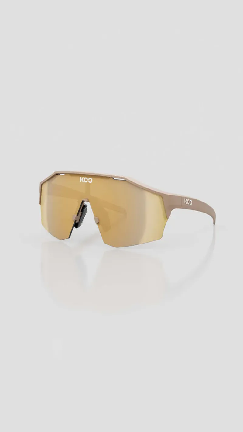 Koo Alibi Sunglasses In Sand Matt/Gold Mirror