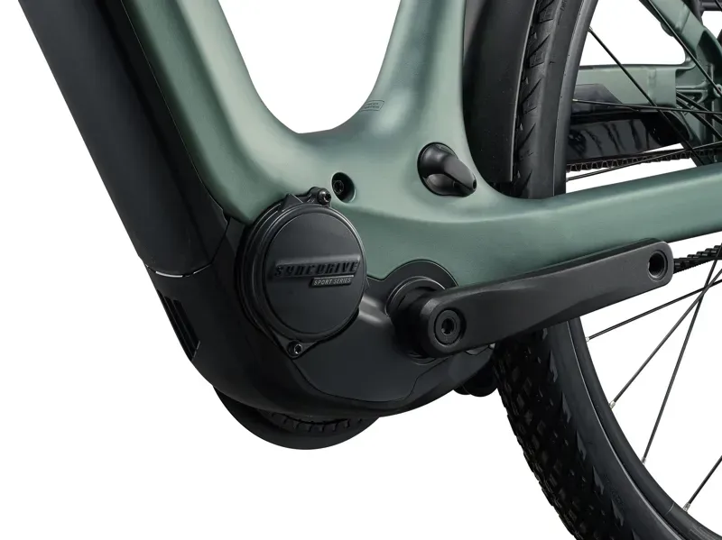 Giant Explore E+ 2 Electric Hybrid Bike in Alpine Green-1