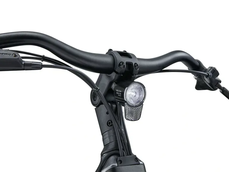 Giant NewTour E+ 2 DD Electric Bike in Cold Night-4