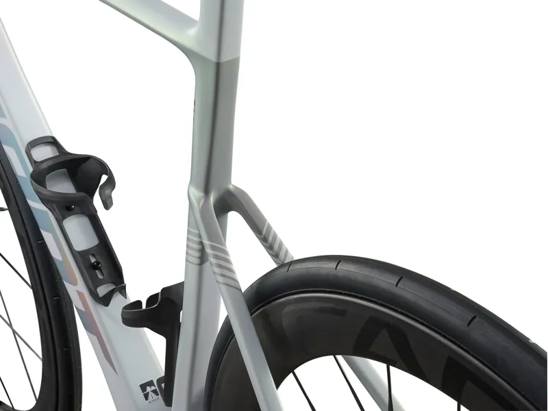 Giant Propel Advanced SL 0-DA Road Bike in Prism-3