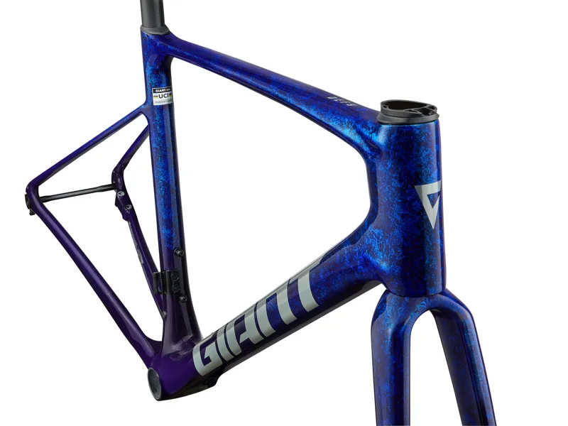Giant Defy Advanced SL Frameset in Sapphire-2