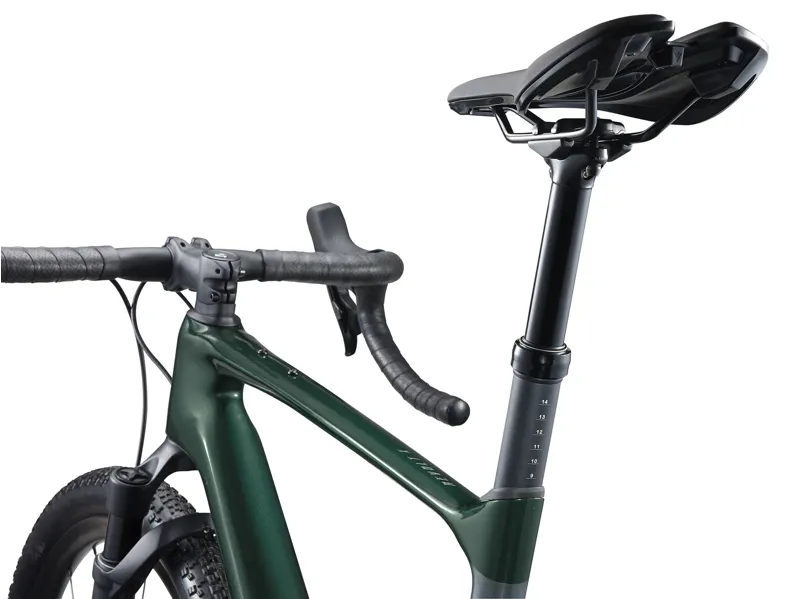 Giant Revolt X Advanced Pro 0 Gravel Bike in Kelp Forest/Charcoal-4