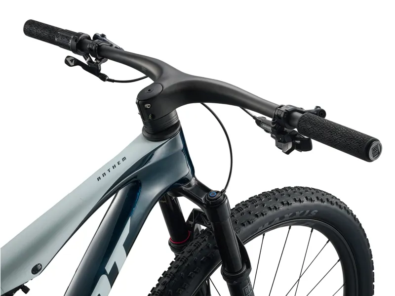 Giant Anthem Advanced SL 2 Mountain Bike in Mariana Blue-2