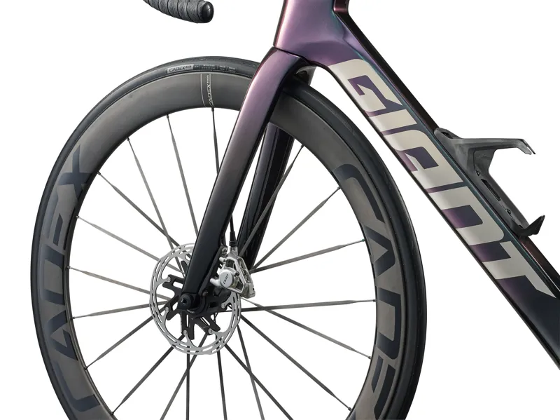 Giant Propel Advanced SL 0 Red Road Bike in Arctic Light-7