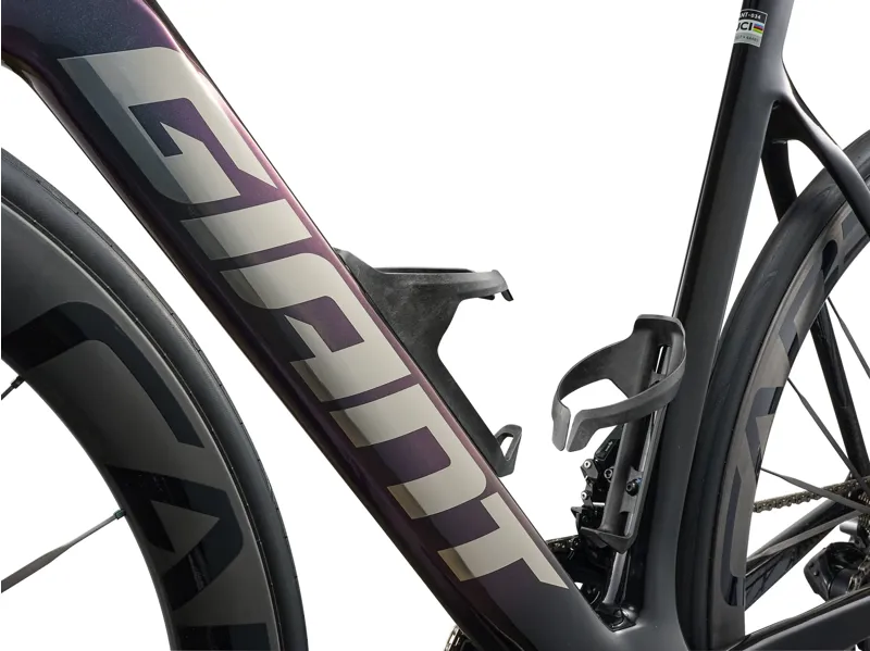 Giant Propel Advanced SL 0 Red Road Bike in Arctic Light-5