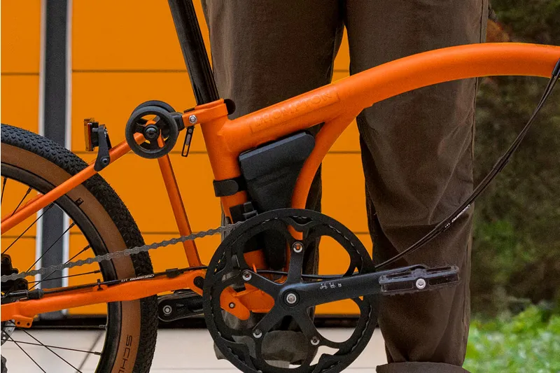 Brompton 20 Inch Puncture Pouch Multitool and Tube For G Line-1