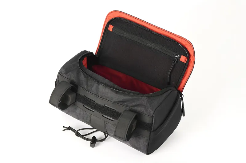 Brompton Bar Bag in Anthracite-2