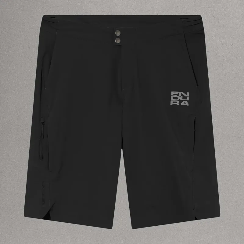 Endura Alltrack Ride Over Short In Black
