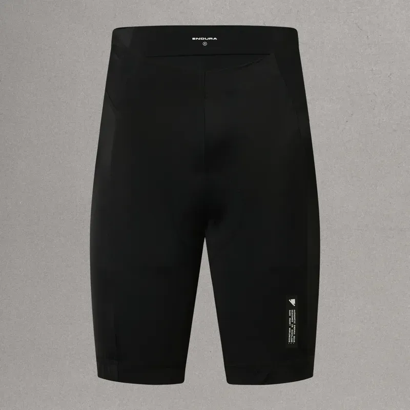 Endura 6-Panel Shorts in Black