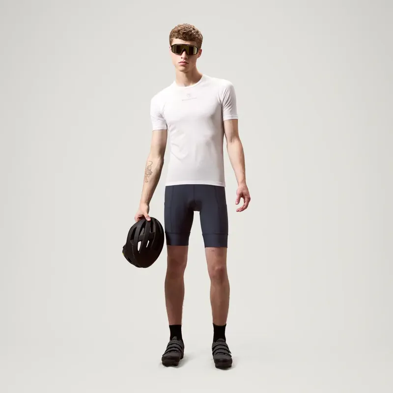 Endura Loop Waist Shorts in Carbon Grey-2