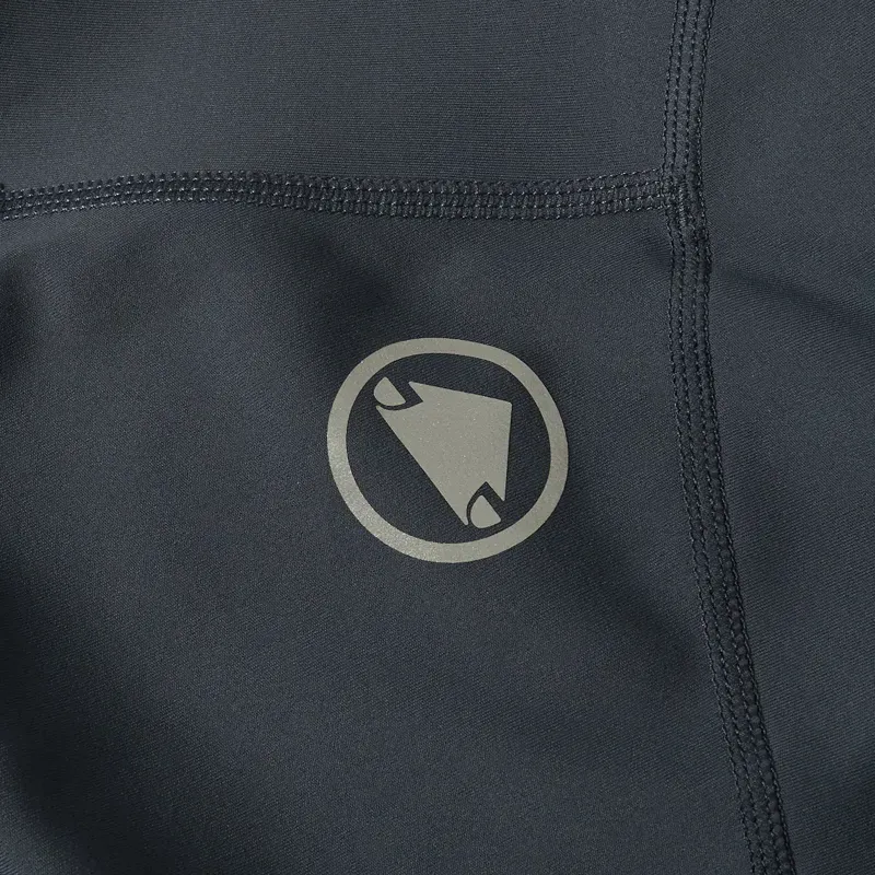 Endura Loop Waist Shorts in Carbon Grey-7