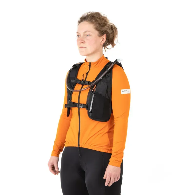 Restrap Race Hydration Vest Black 2L L/XL-3