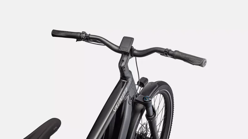 Specialized Turbo Vado 5.0 IGH Electric Hybrid Bike in Cast Black-4