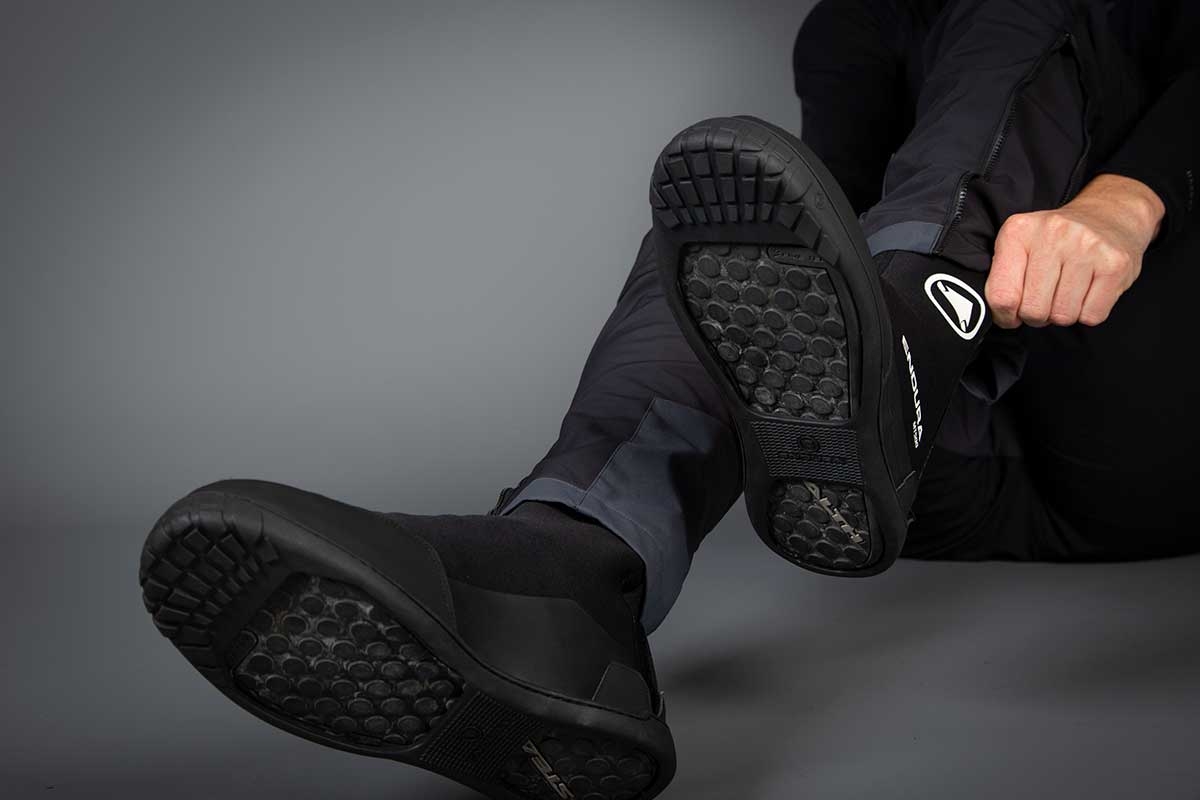 overshoes for flat pedals